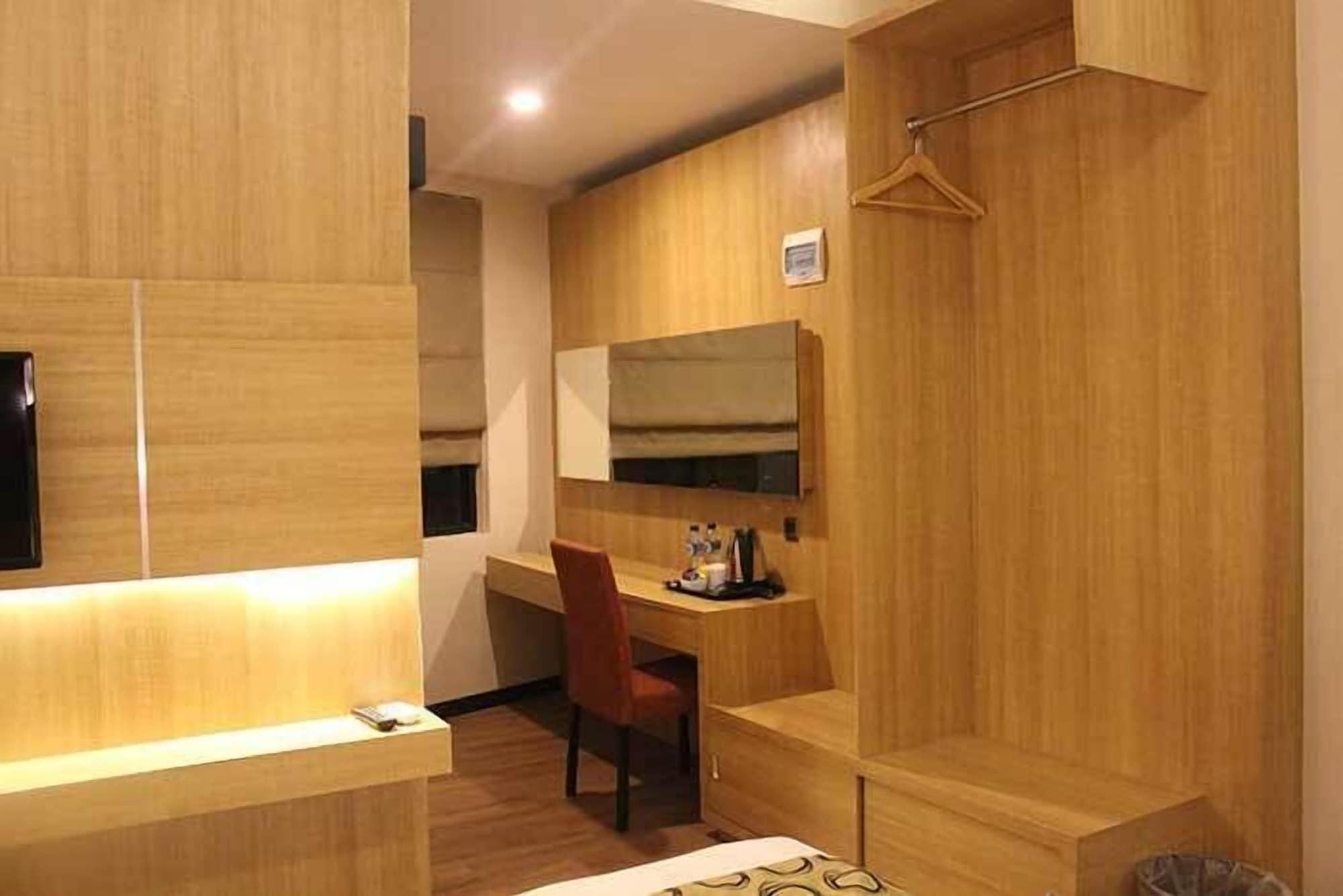 Fontana Hotel Dżakarta Zewnętrze zdjęcie