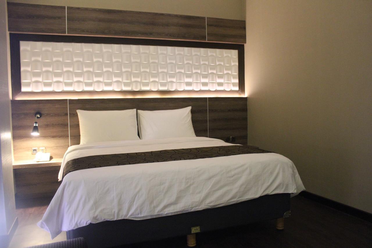 Fontana Hotel Dżakarta Zewnętrze zdjęcie