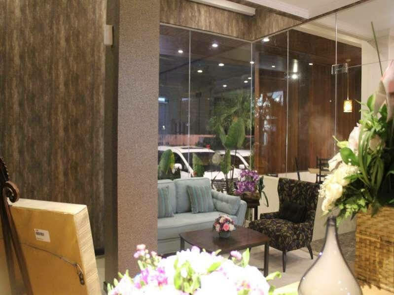 Fontana Hotel Dżakarta Zewnętrze zdjęcie